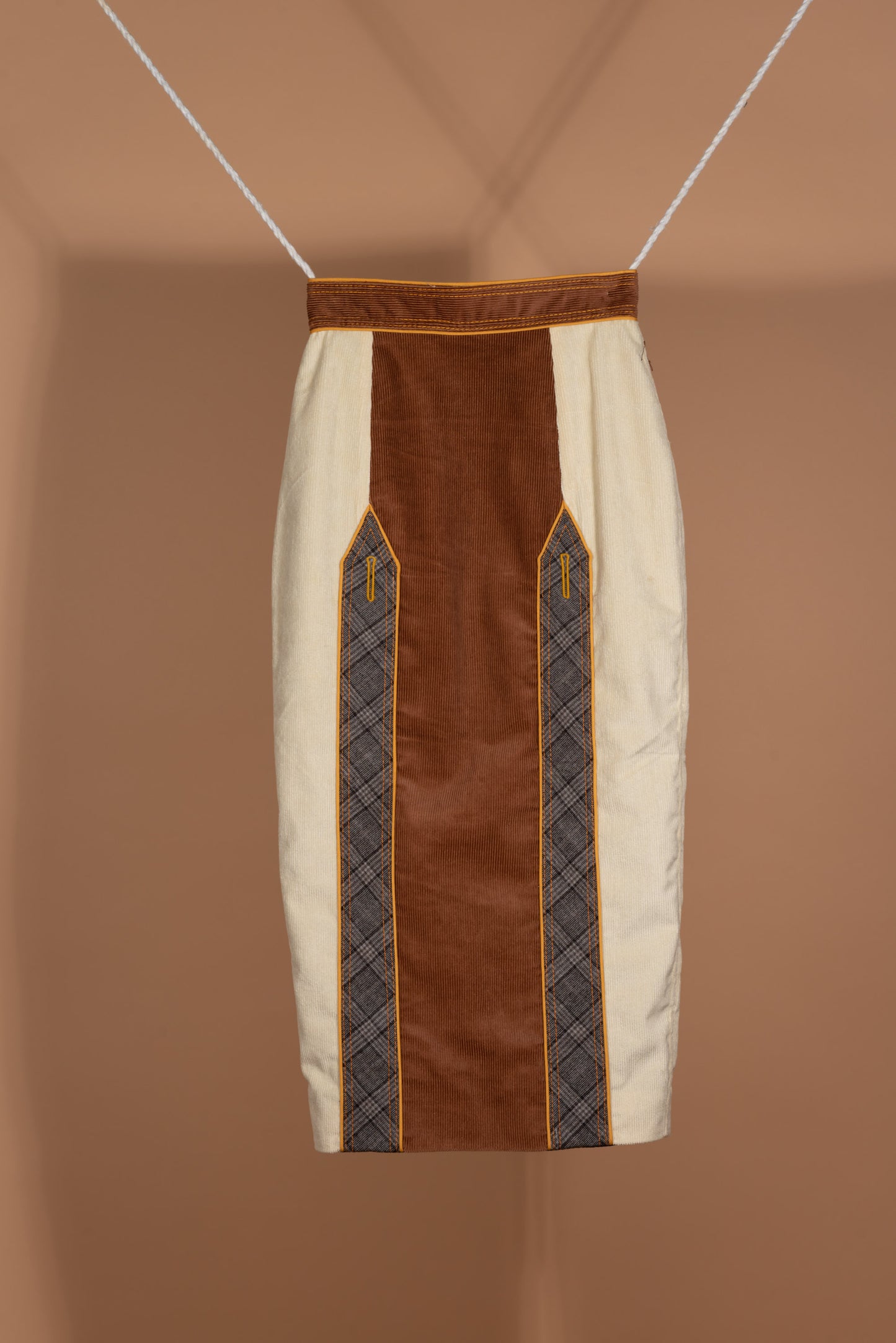 Suspender Skirt (cream choco)