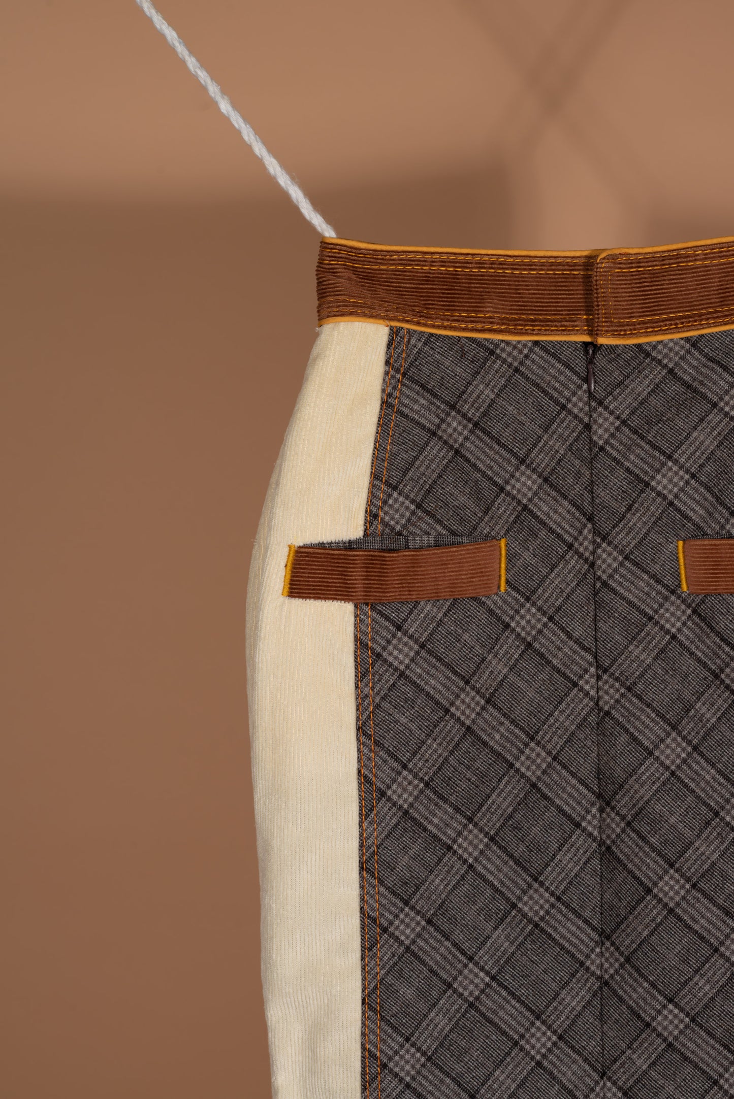 Suspender Skirt (cream choco)